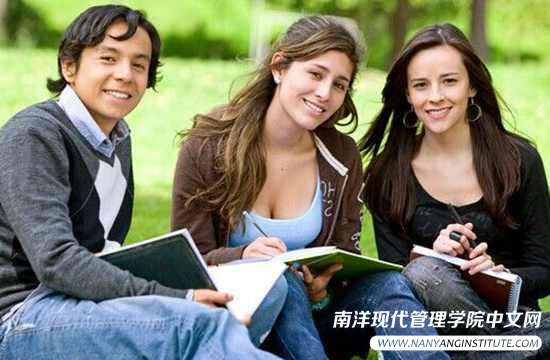 2018年留学湖南 湖南现代管理学院学校历史